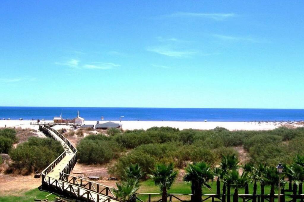 Apartamento T2, Urbanizacao Golf, Isla Canela ウエルバ エクステリア 写真