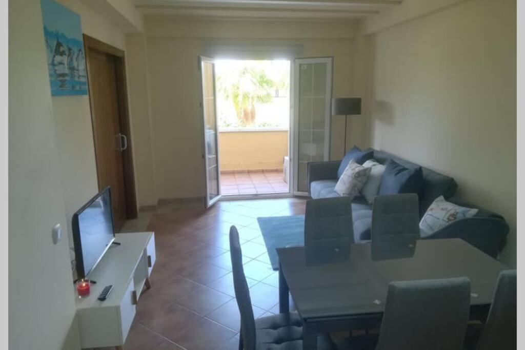 Apartamento T2, Urbanizacao Golf, Isla Canela ウエルバ エクステリア 写真